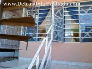 Casa int triplanta,exc cond,6/4.Marianao,114y51(g1a63) - $45,000