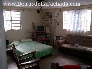 Casa int triplanta,exc cond,6/4.Marianao,114y51(g1a63) - $45,000