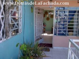 Casa int triplanta,exc cond,6/4.Marianao,114y51(g1a63) - $45,000